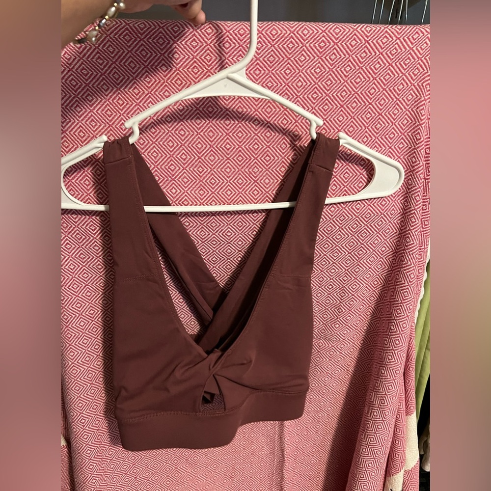 fabletics mauve sports bra